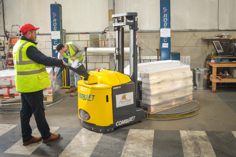 Aisle Master -Packaging -Combilift