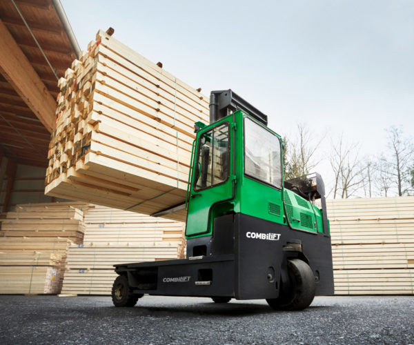 Combilift – Combi C-Series – Multi-directional Forklift – Long Load Handling - Engineered Wood - Lumber Timber - Outdoor